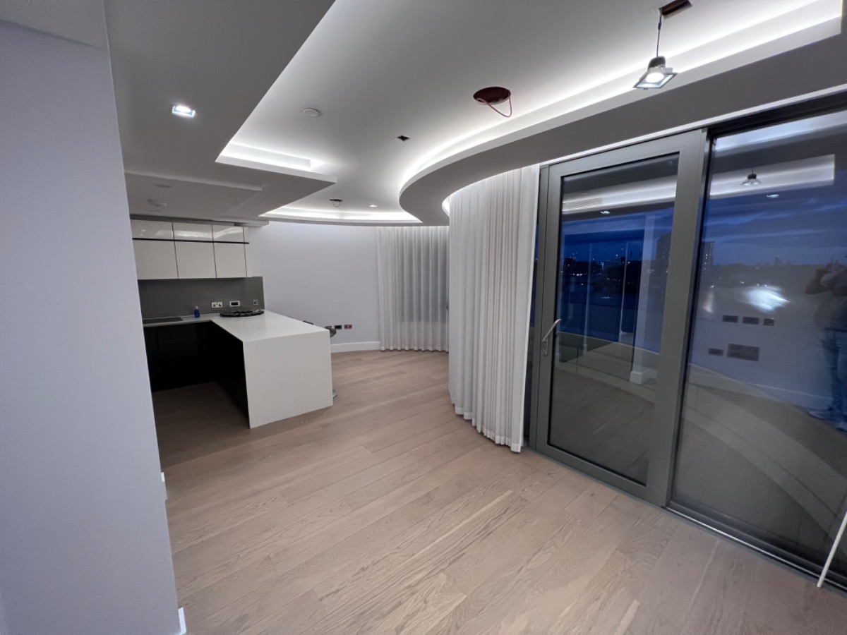 Painter and Decorator: Image 3