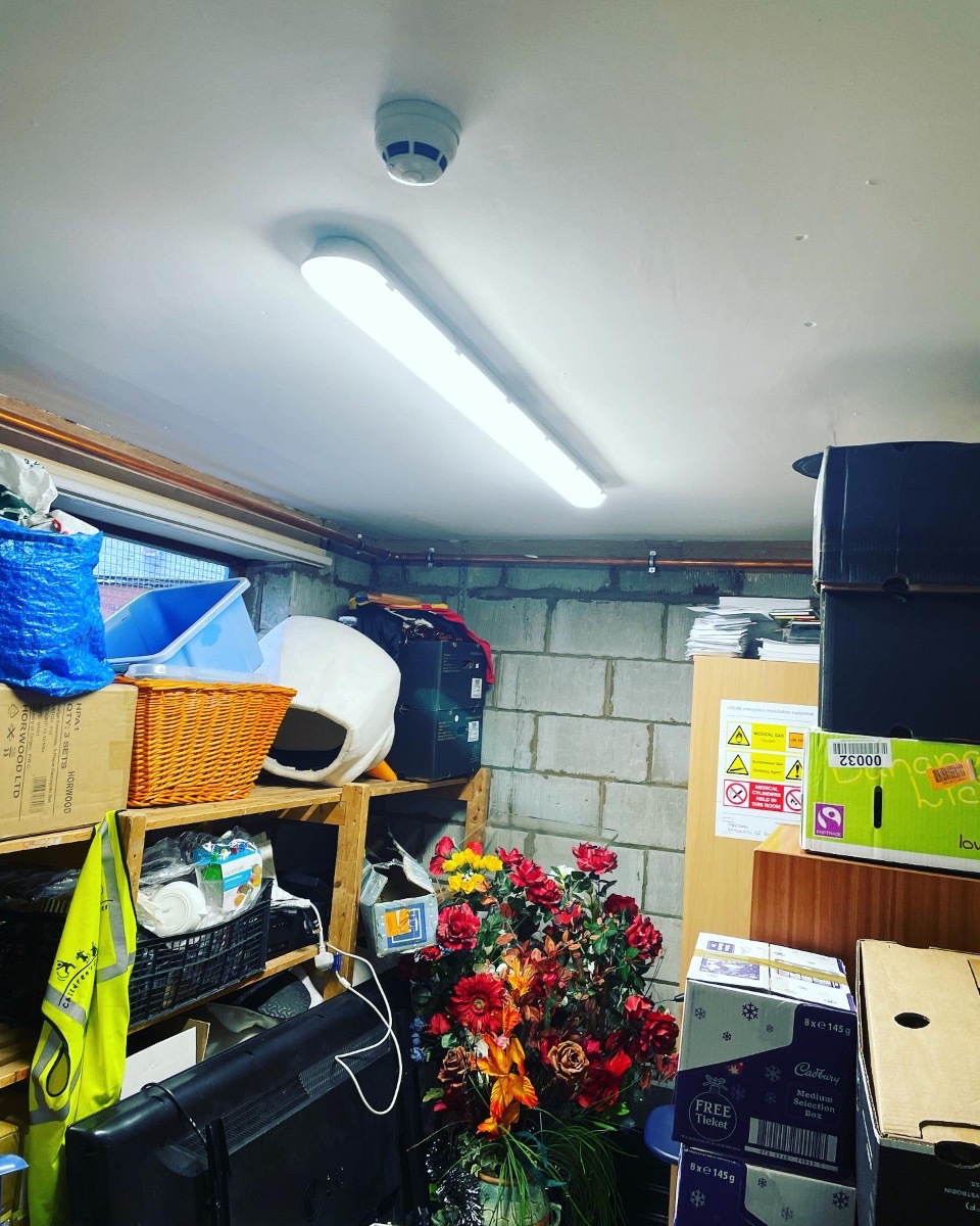 Electrician: Image 21