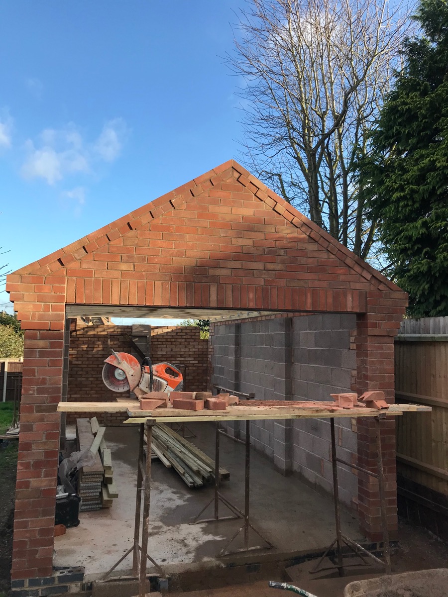 Builder: Image 4