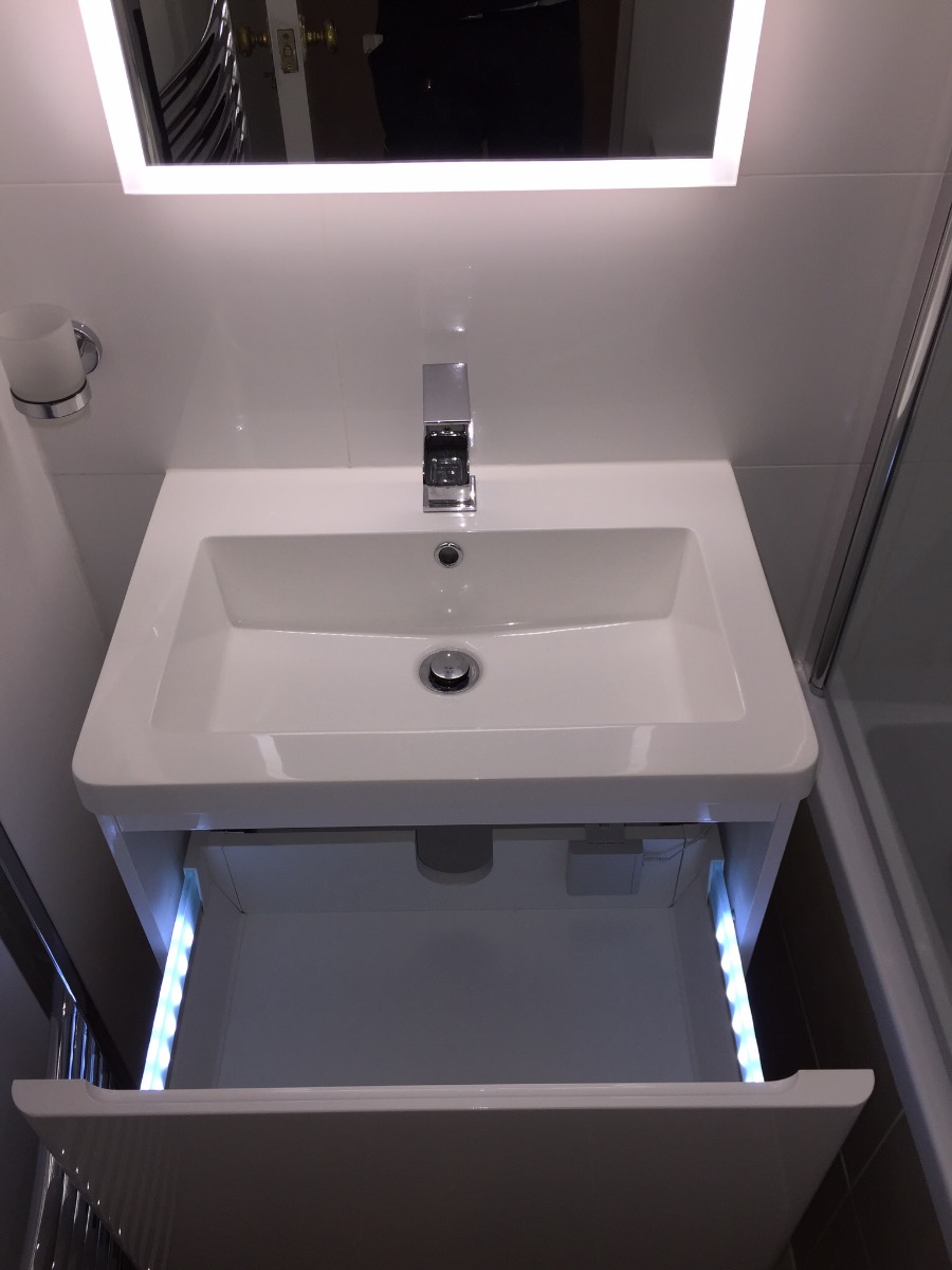 Company: Image 13