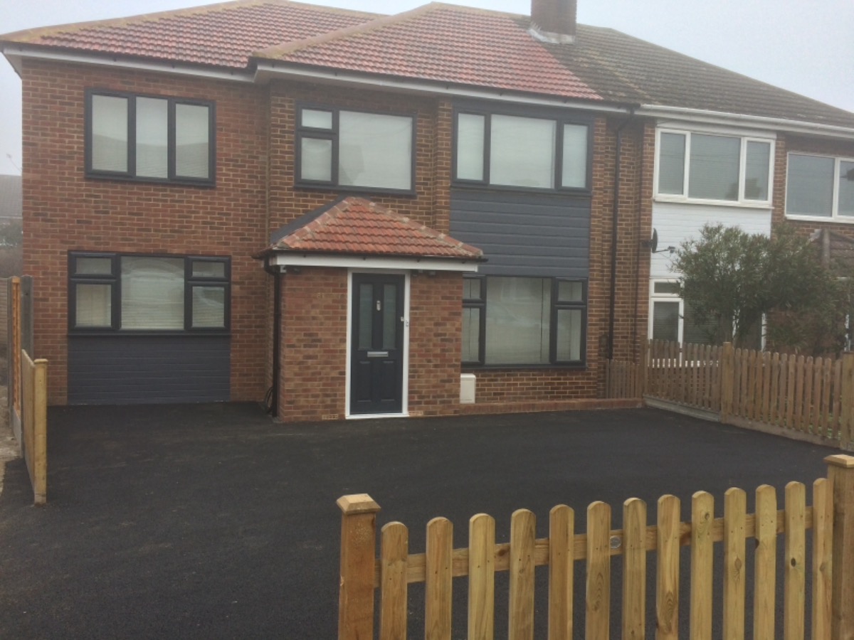 Builder: Image 9