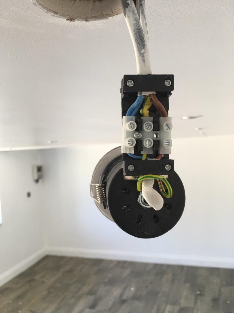 Electrician: Image 17
