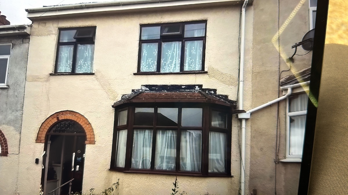 Painter and Decorator: Image 4