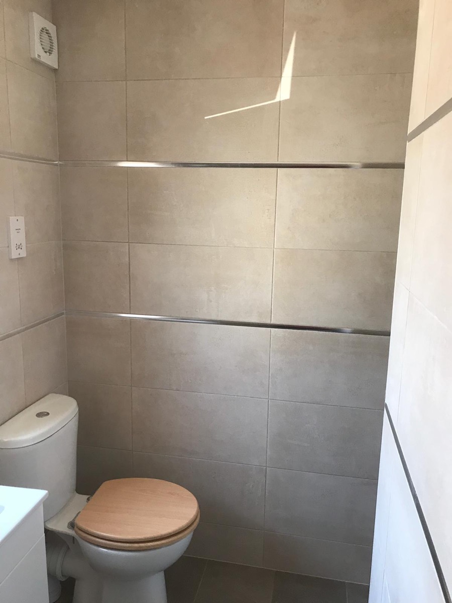 Builder: Image 37