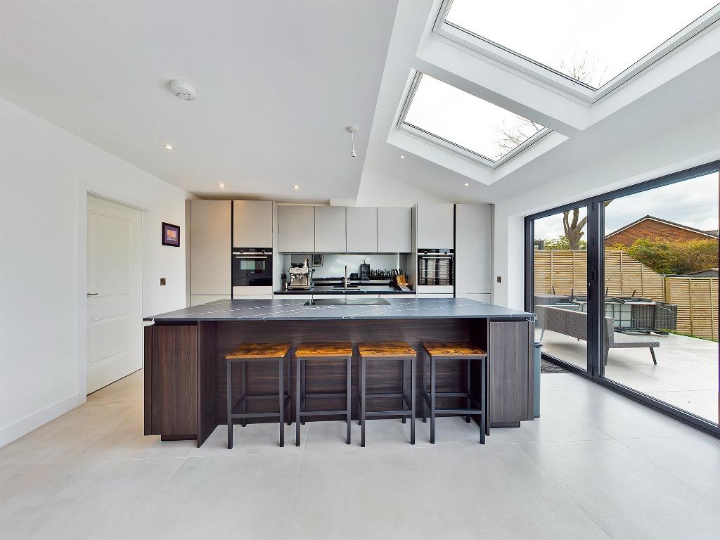 Carpenter and Joiner: Image 5