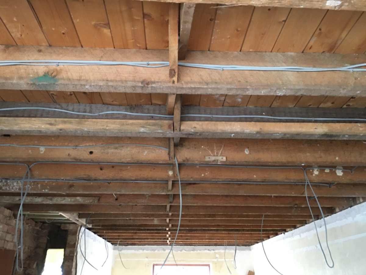 Electrician: Image 21