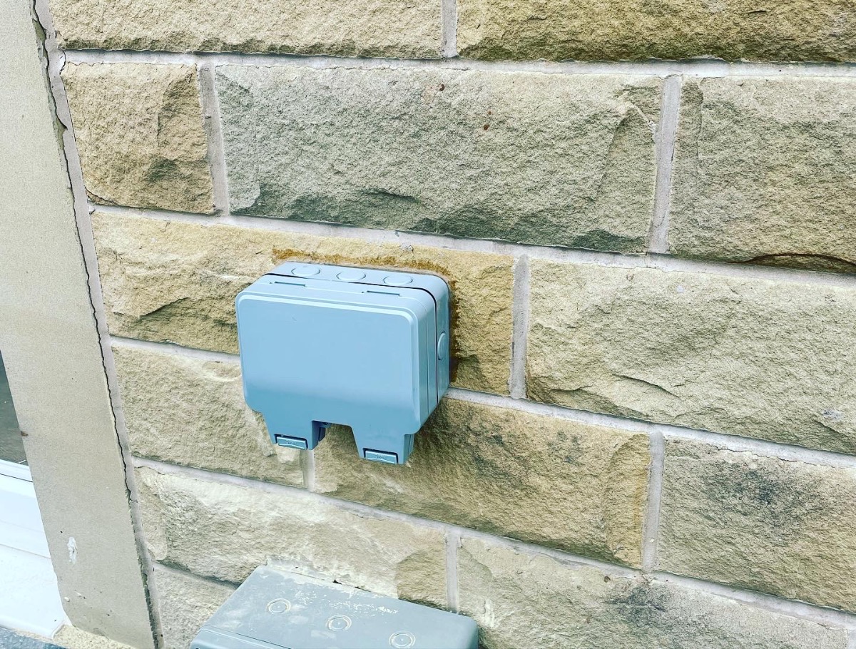 Electrician: Image 54