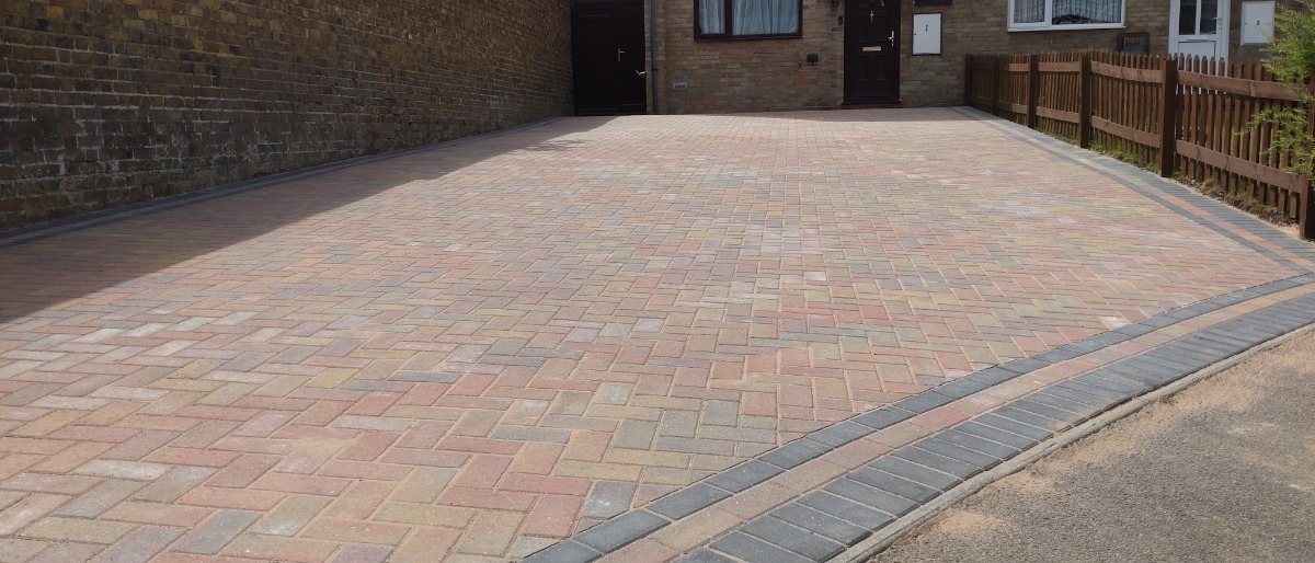Driveway Specialist: Image 1