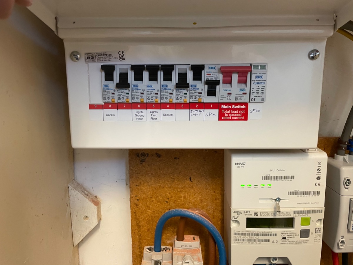 Electrician: Image 4
