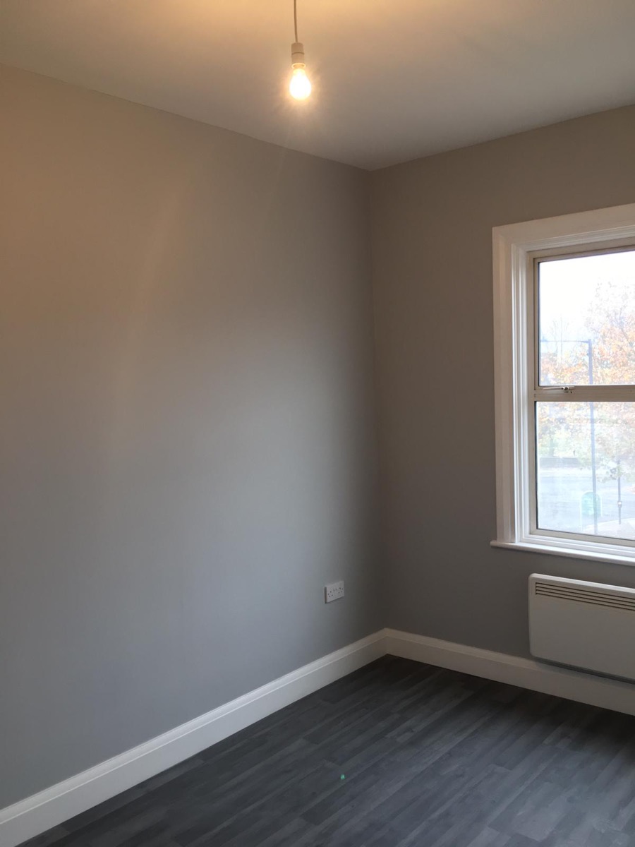 Painter and Decorator: Image 6