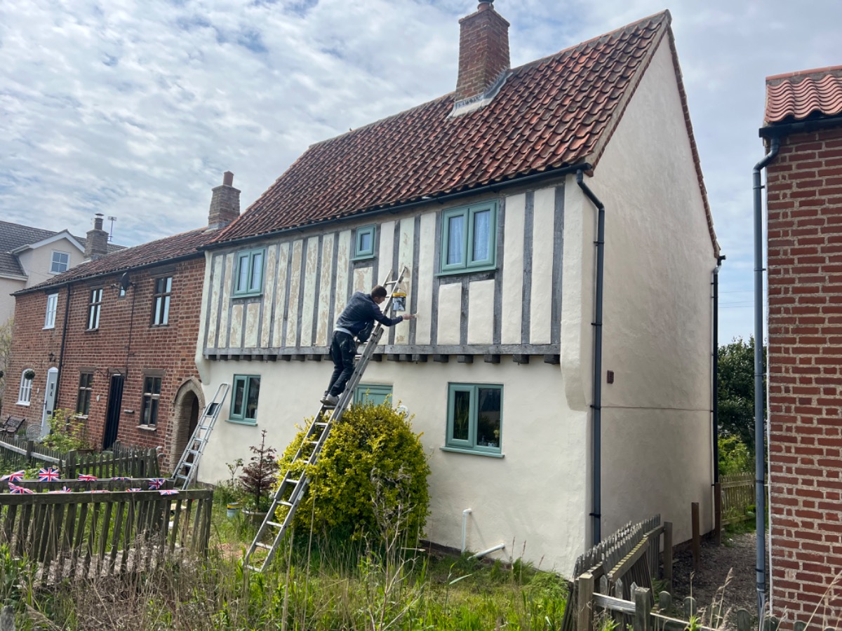 Painter and Decorator: Image 7