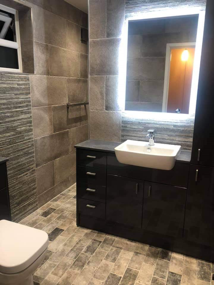 Bathroom Fitter: Image 32