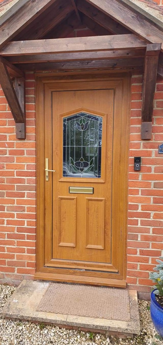 Door Fitter: Image 1