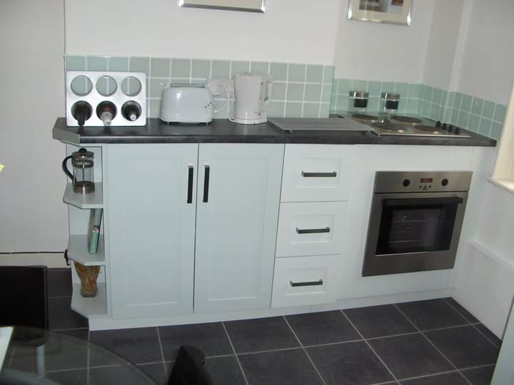 Kitchen Fitter: Image 5