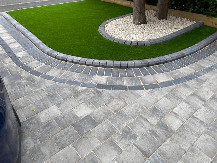 Landscaper: Image 3