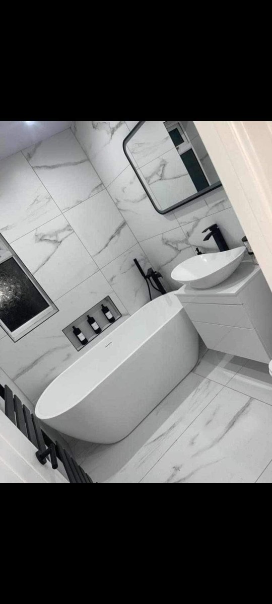 Bathroom Fitter: Image 1