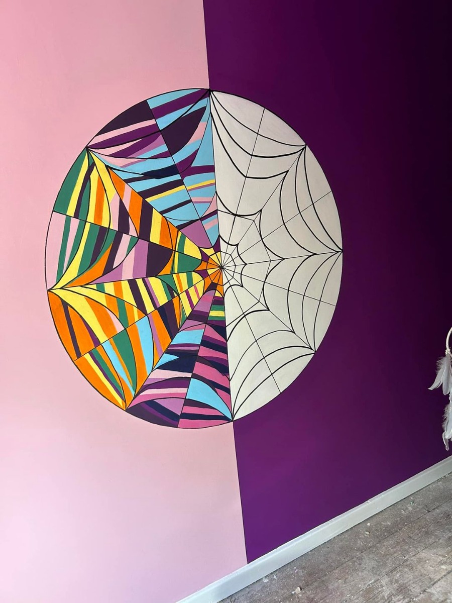 Painter and Decorator: Image 4