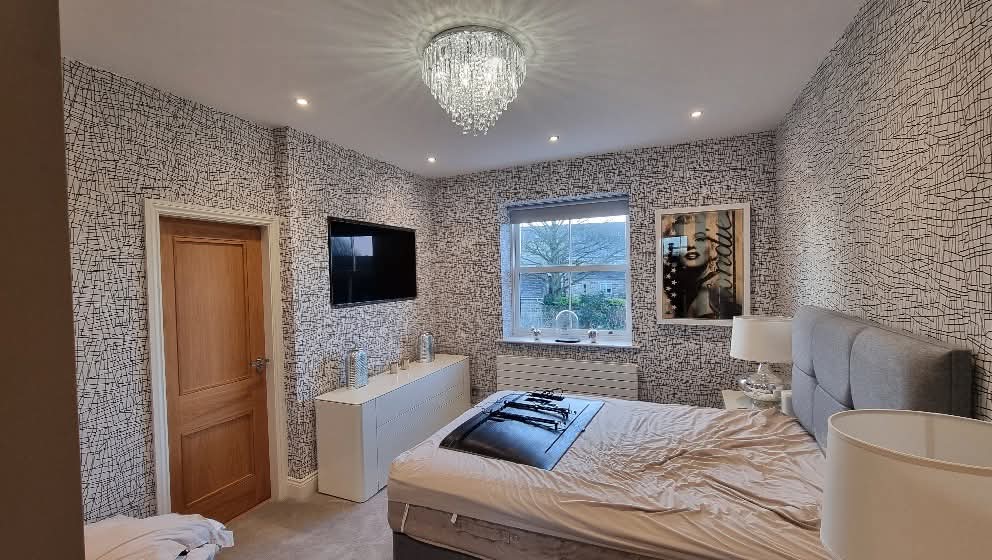 Painter and Decorator: Image 5