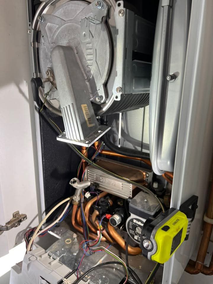 Heating Engineer: Image 3
