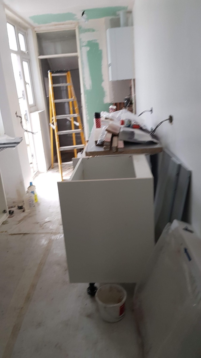 Kitchen Fitter: Image 1