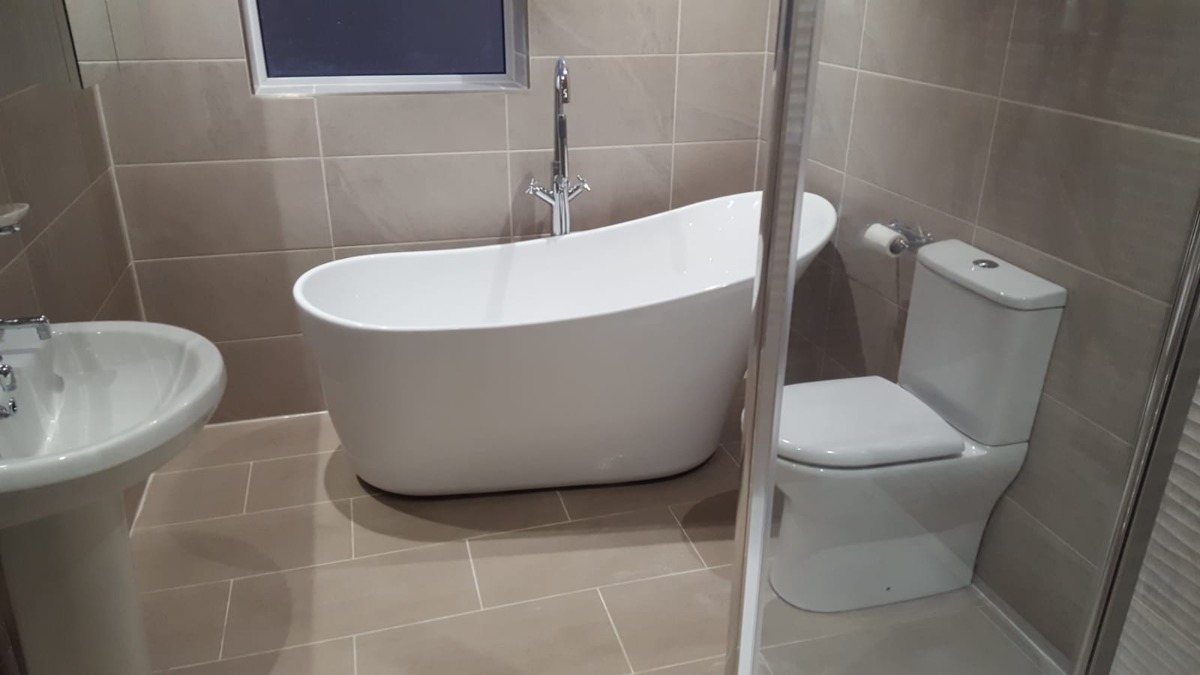 Bathroom Fitter: Image 22
