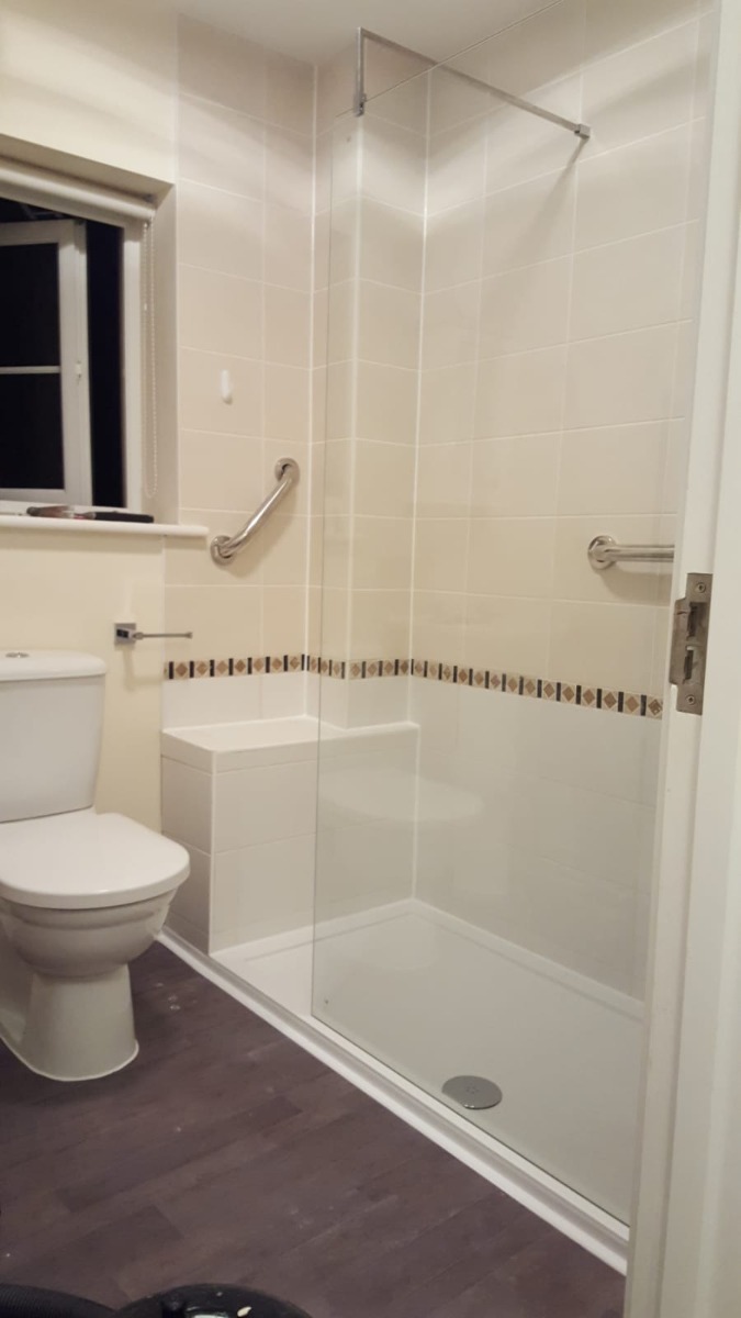 Bathroom Fitter: Image 23