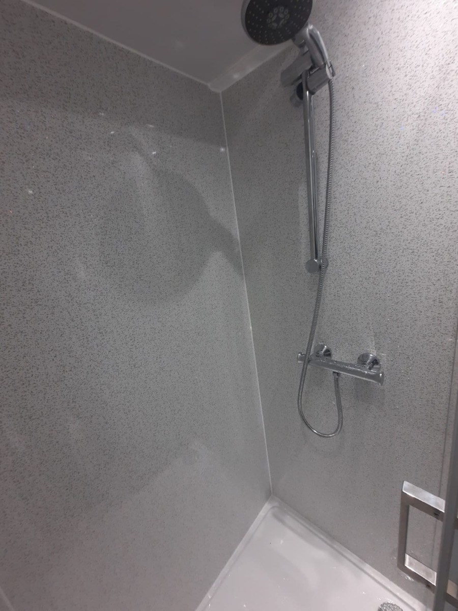 Bathroom Fitter: Image 6