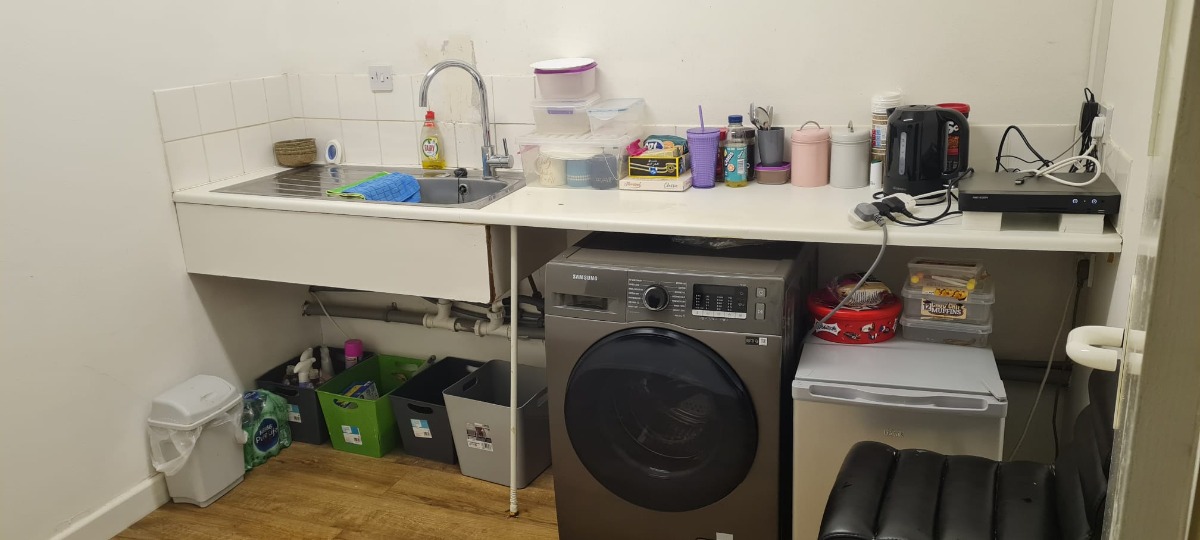 Cleaner: Image 1