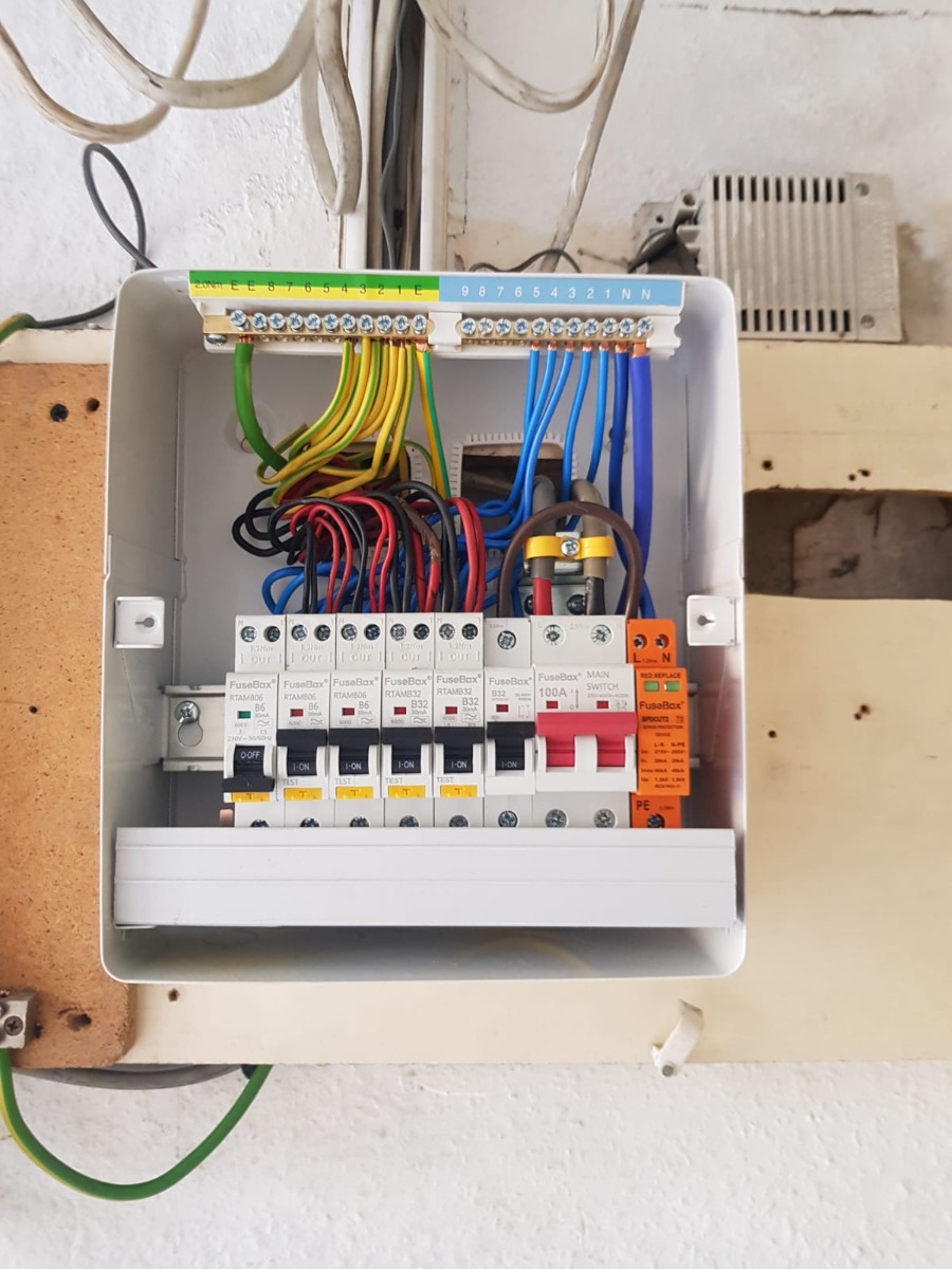 Electrician: Image 4
