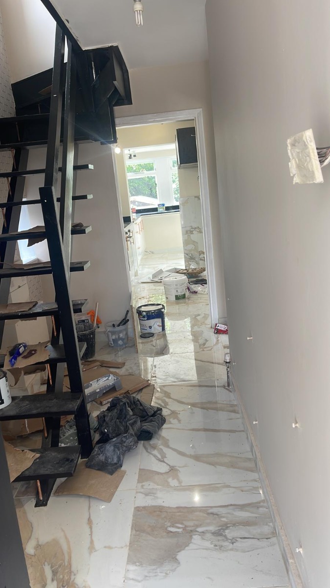 Company: Image 104