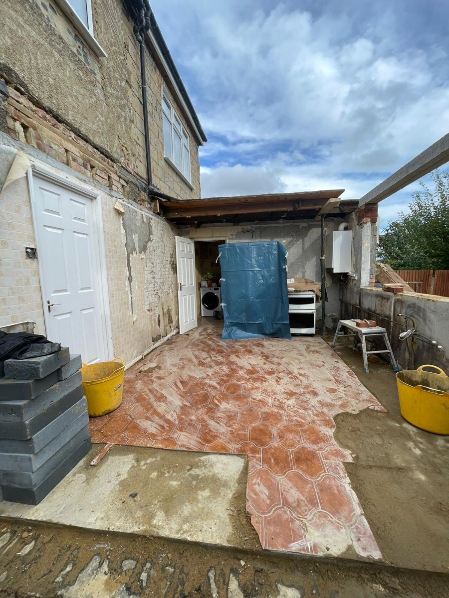 Company: Image 42