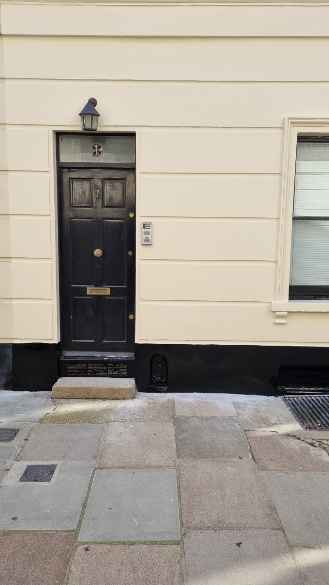 Painter and Decorator: Image 8