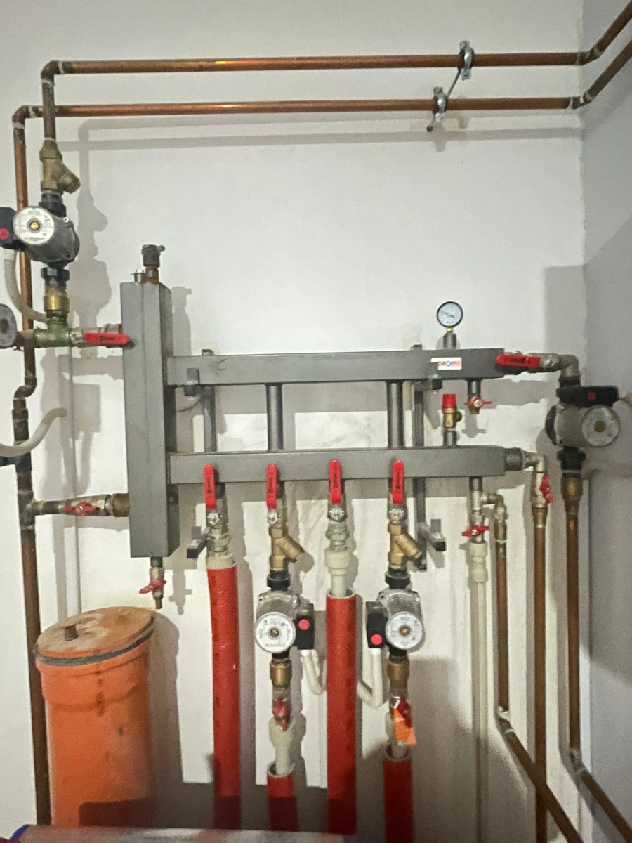 Heating Engineer: Image 1