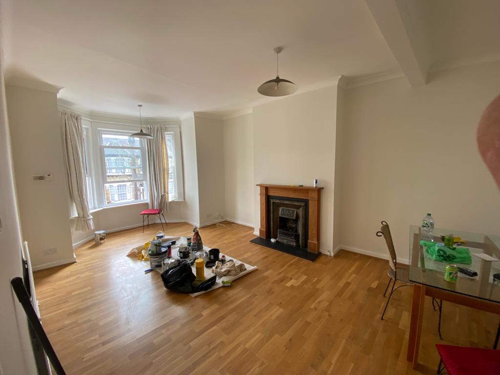 Painter and Decorator: Image 2