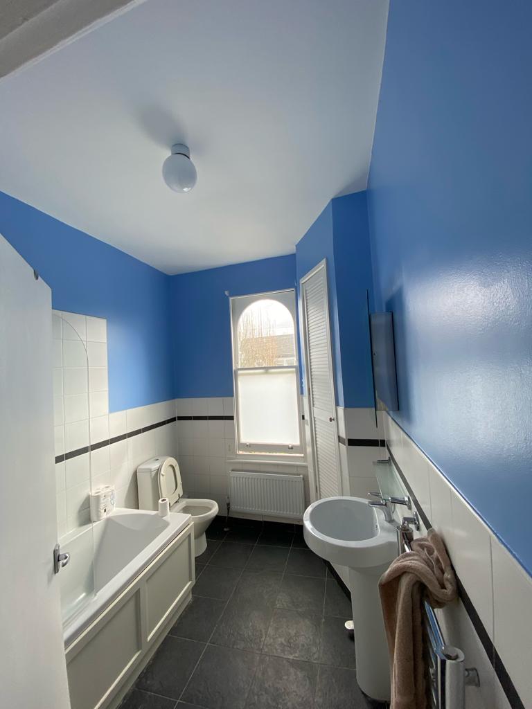 Painter and Decorator: Image 1