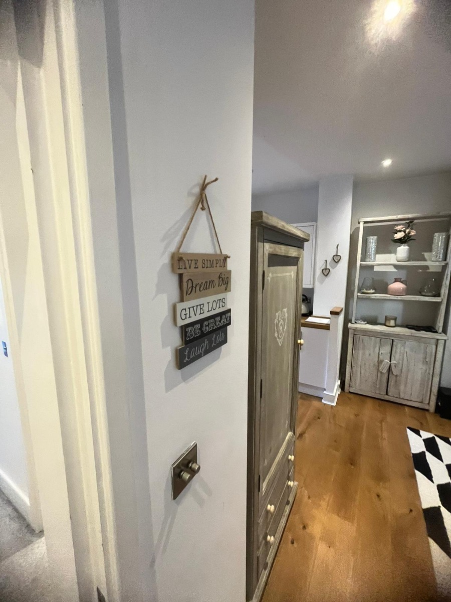 Builder: Image 17