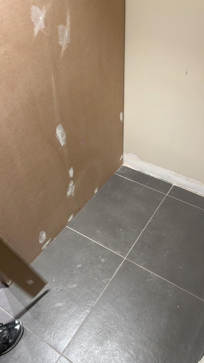 Builder: Image 1
