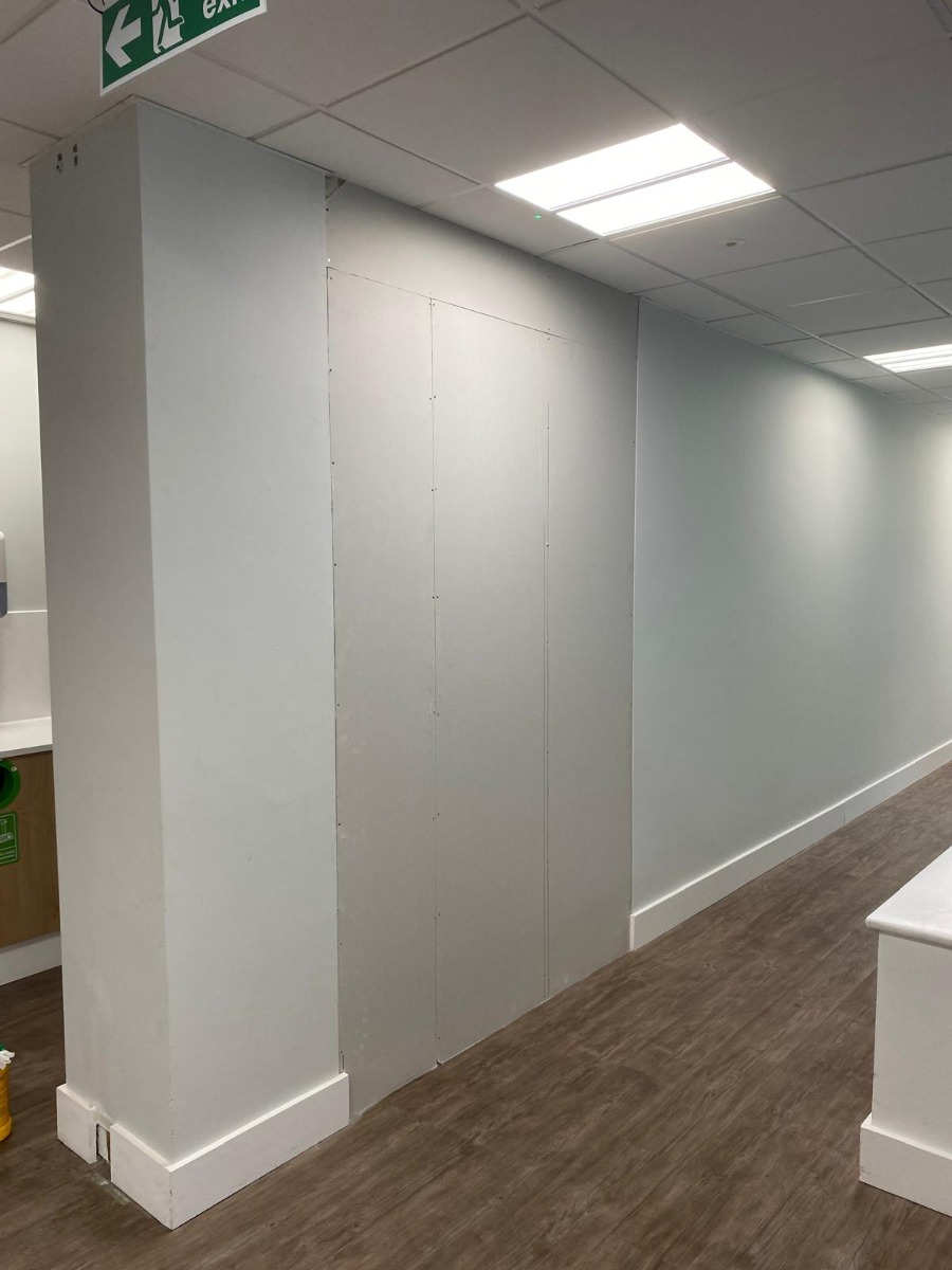Painter and Decorator: Image 5