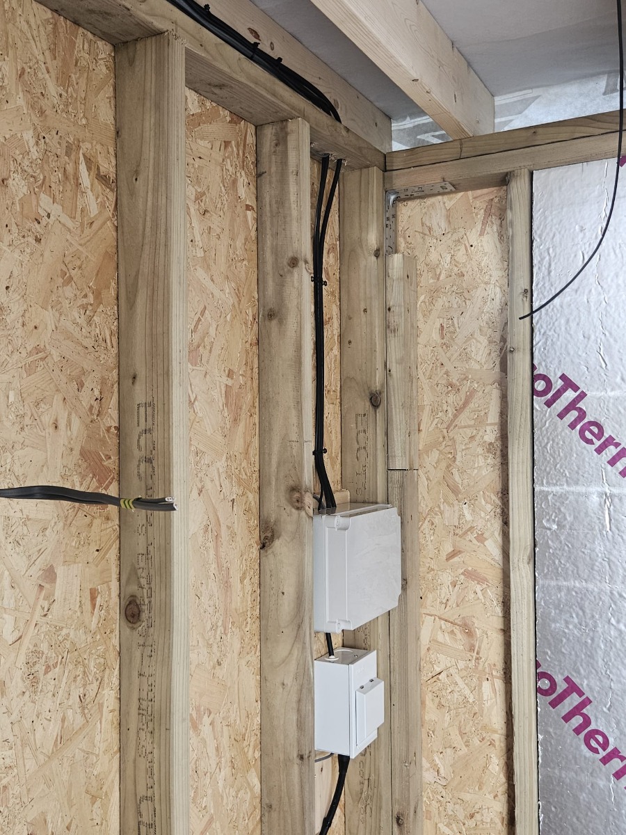 Electrician: Image 16