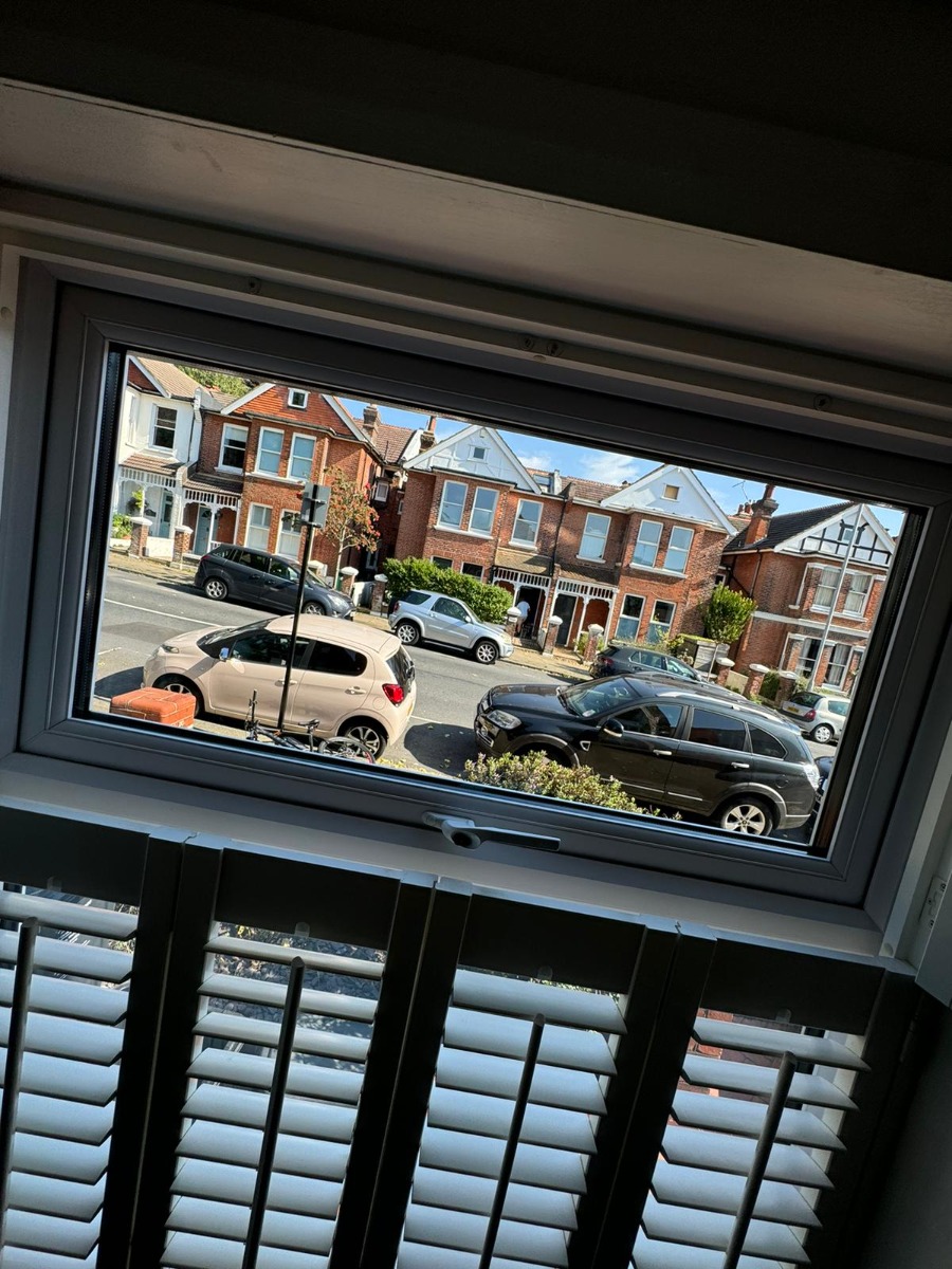 Glass / Glazier: Image 4
