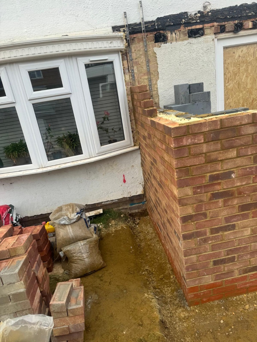 Builder: Image 24