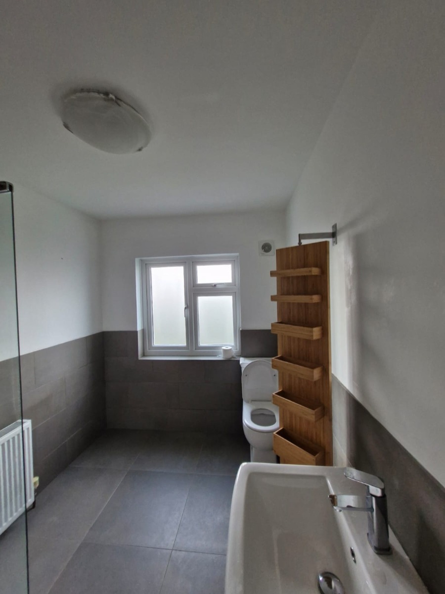 Painter and Decorator: Image 5