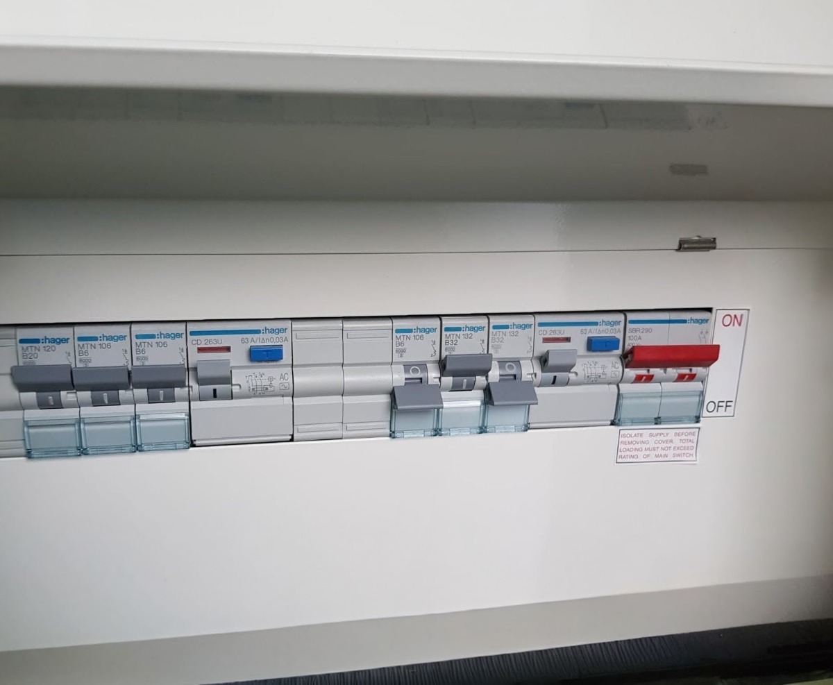 Electrician: Image 3