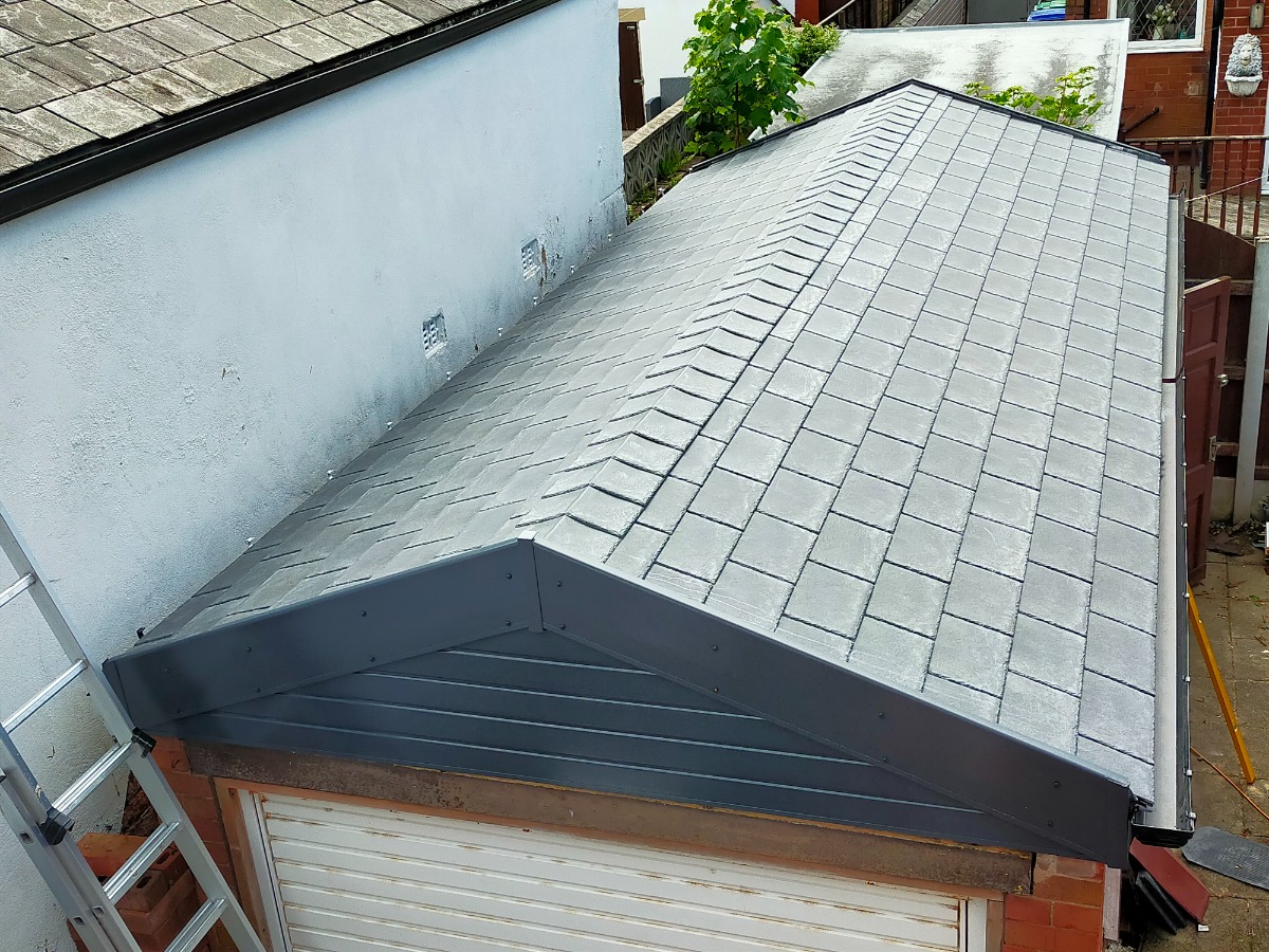 Carpenter and Joiner: Image 1