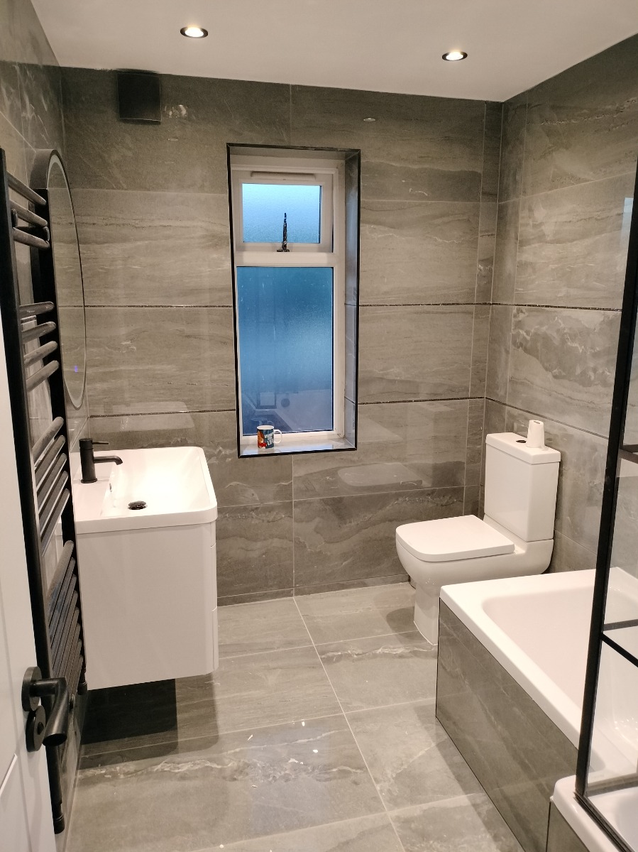 Bathroom Fitter: Image 11