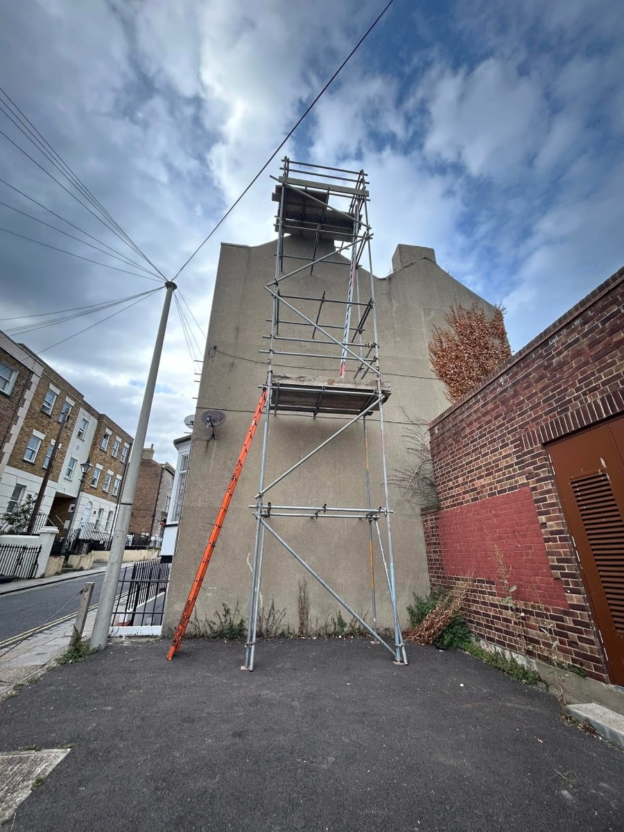 Roofer: Image 4