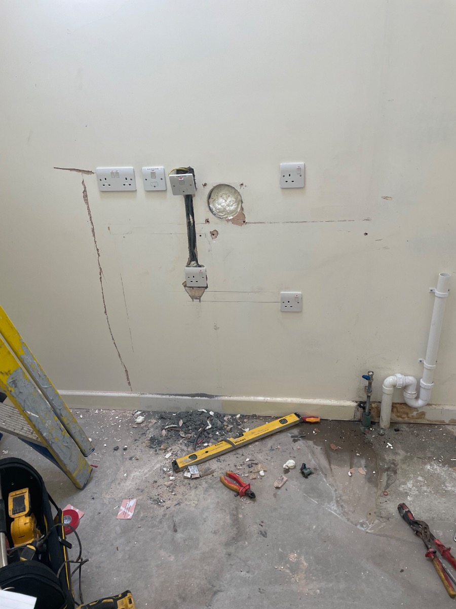 Painter and Decorator: Image 16