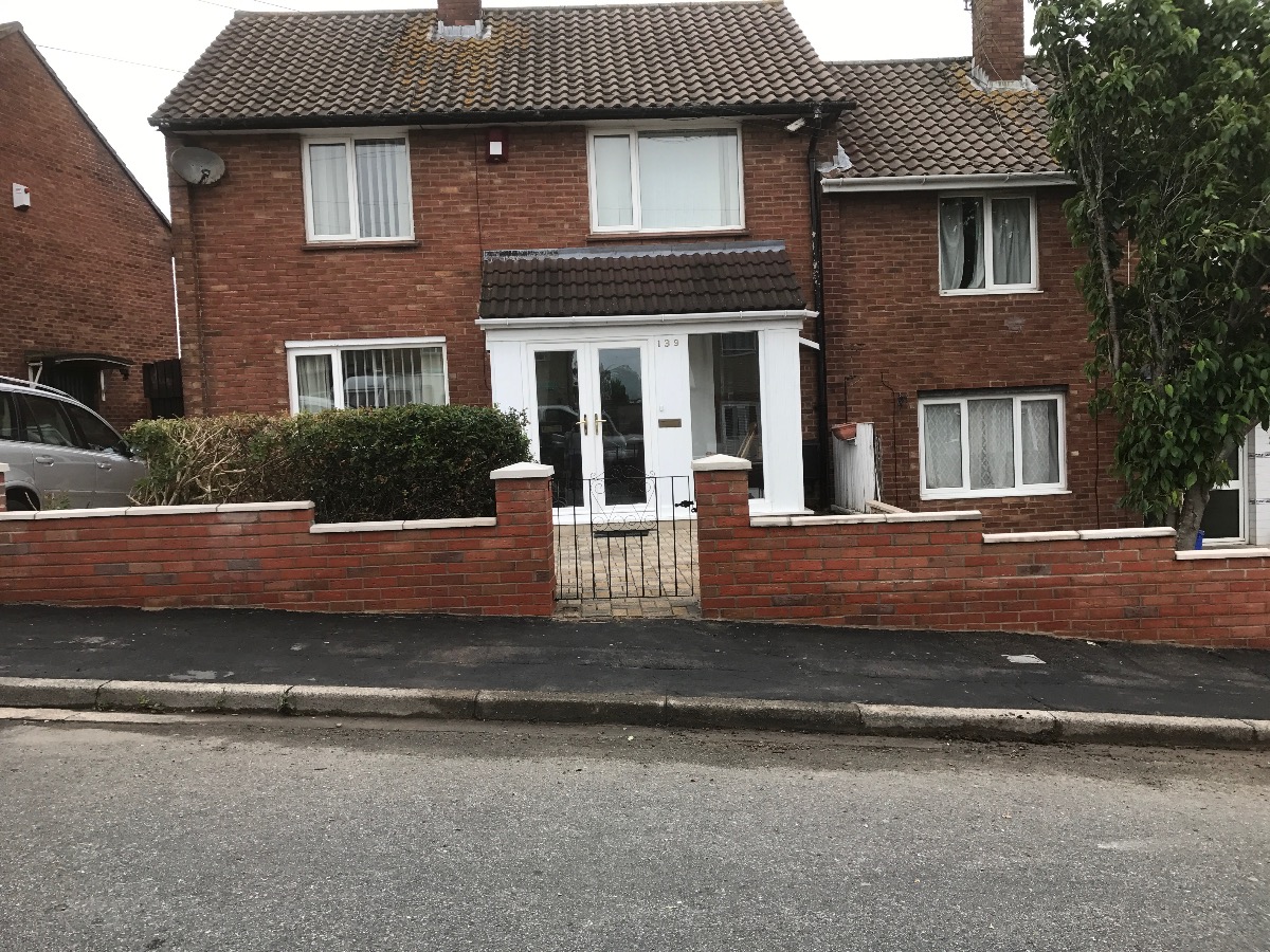 Builder: Image 80
