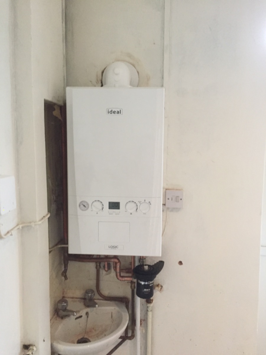 Heating Engineer: Image 1