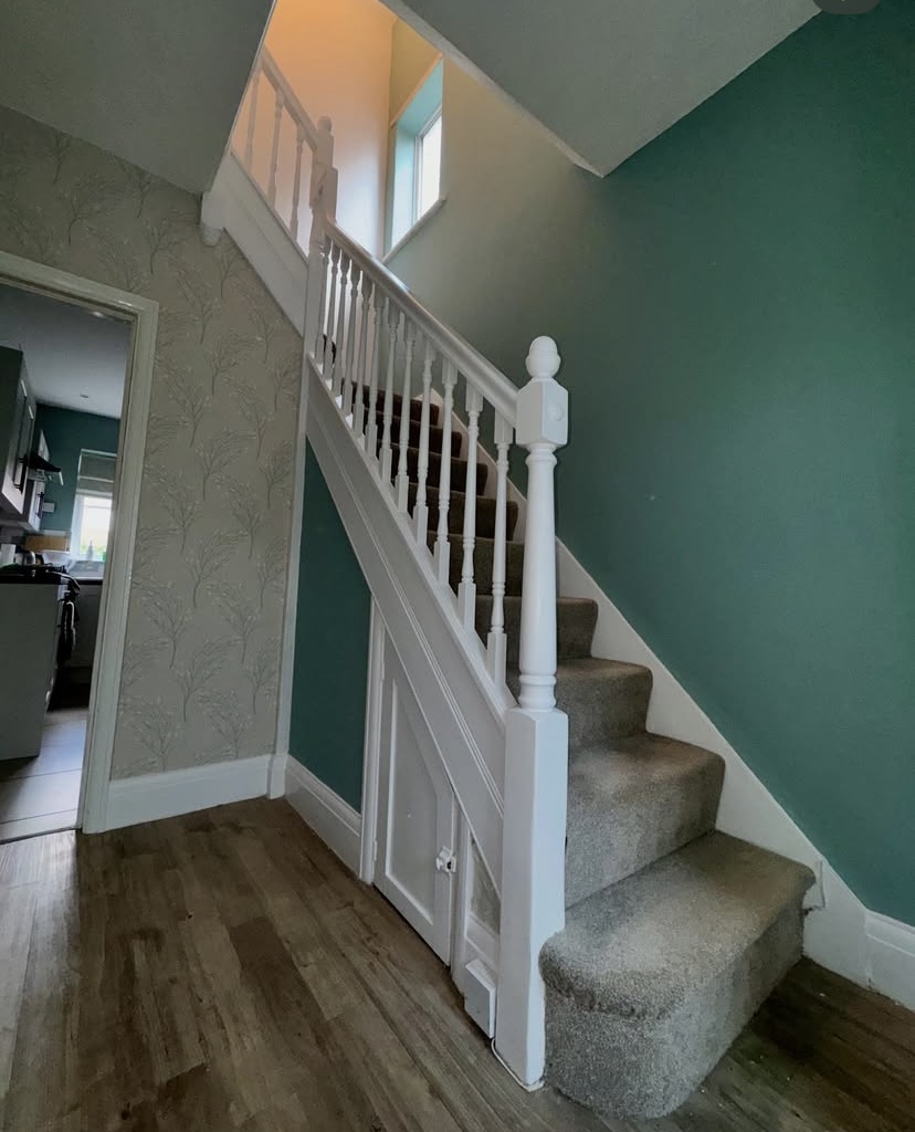 Painter and Decorator: Image 18